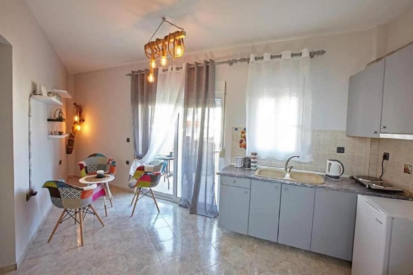 Sergios Apartments 7 أليكسانثيربوليس المظهر الخارجي الصورة